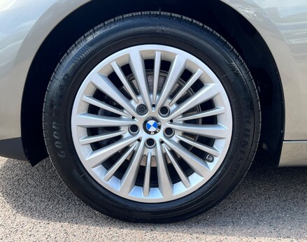 BMW 2 Series 216D LUXURY ACTIVE TOURER 13