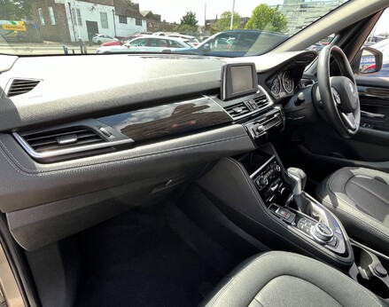 BMW 2 Series 216D LUXURY ACTIVE TOURER 17