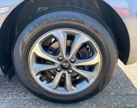 Hyundai i20 MPI SE 13