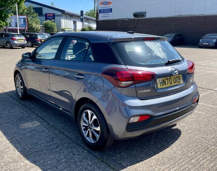 Hyundai i20 MPI SE 9