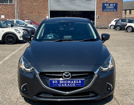Mazda 2 GT 5