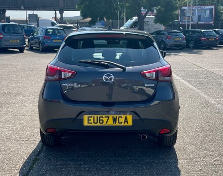 Mazda 2 GT 6