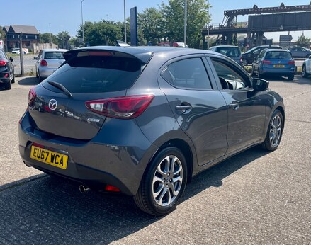 Mazda 2 GT 8