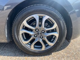 Mazda 2 GT 14