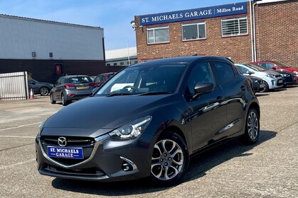 Mazda 2 GT