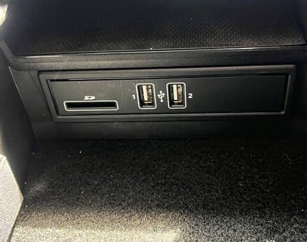 Mercedes-Benz C Class C200 SE 47