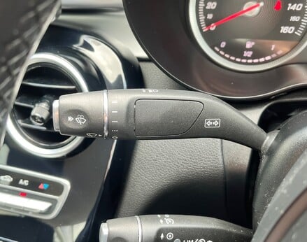 Mercedes-Benz C Class C200 SE 52