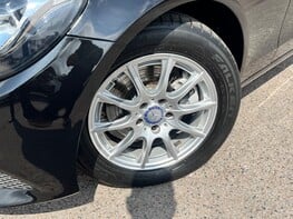 Mercedes-Benz C Class C200 SE 3