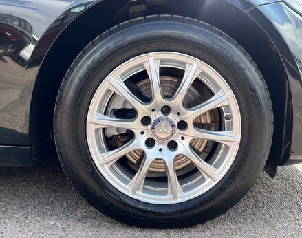 Mercedes-Benz C Class C200 SE 16