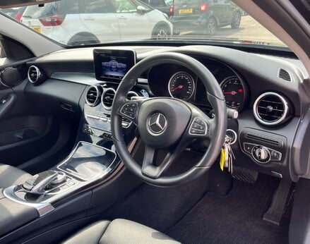 Mercedes-Benz C Class C200 SE 18