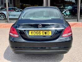 Mercedes-Benz C Class C200 SE 6
