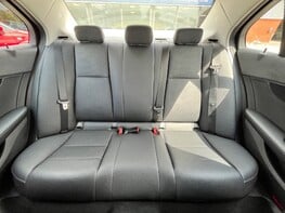 Mercedes-Benz C Class C200 SE 61