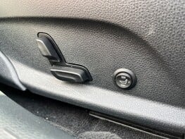 Mercedes-Benz C Class C200 SE 58