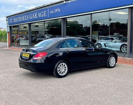 Mercedes-Benz C Class C200 SE 8