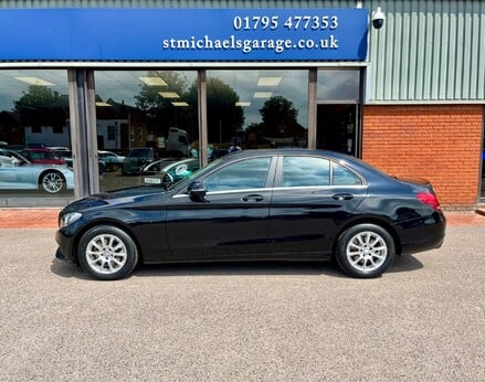 Mercedes-Benz C Class C200 SE 11