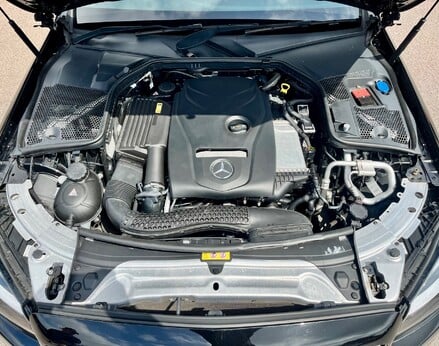 Mercedes-Benz C Class C200 SE 7