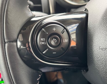 Mini Hatch COOPER EXCLUSIVE 48