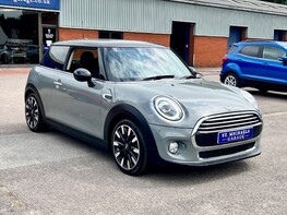 Mini Hatch COOPER EXCLUSIVE 4