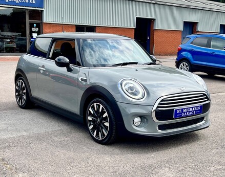 Mini Hatch COOPER EXCLUSIVE 4