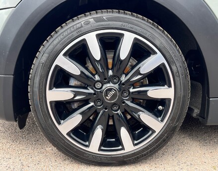 Mini Hatch COOPER EXCLUSIVE 13