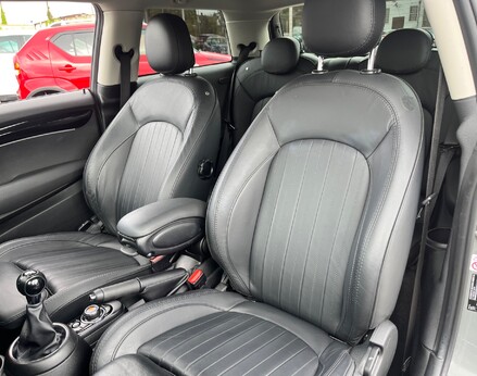 Mini Hatch COOPER EXCLUSIVE 55