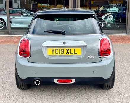 Mini Hatch COOPER EXCLUSIVE 6