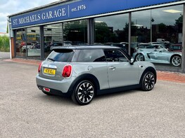 Mini Hatch COOPER EXCLUSIVE 8