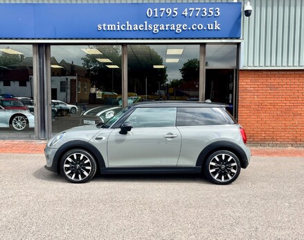 Mini Hatch COOPER EXCLUSIVE 11