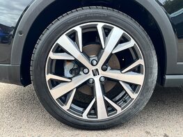 SEAT Arona ECOTSI XPERIENCE LUX DSG 12