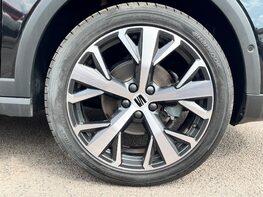 SEAT Arona ECOTSI XPERIENCE LUX DSG 15
