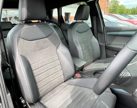 SEAT Arona ECOTSI XPERIENCE LUX DSG 64