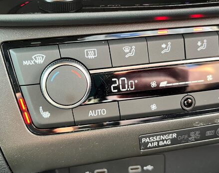SEAT Arona ECOTSI XPERIENCE LUX DSG 51