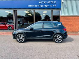 SEAT Arona ECOTSI XPERIENCE LUX DSG 11