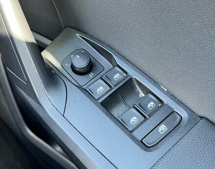 SEAT Arona ECOTSI XPERIENCE LUX DSG 63