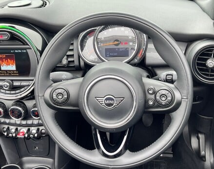 Mini Convertible COOPER CLASSIC 24