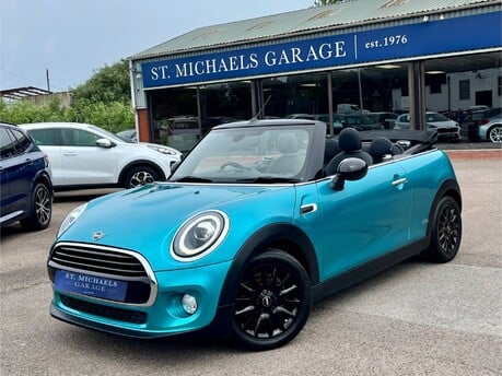 Mini Convertible COOPER CLASSIC