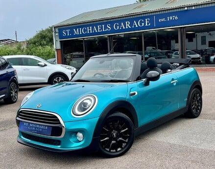 Mini Convertible COOPER CLASSIC 1