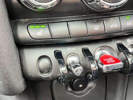 Mini Hatch COOPER 38