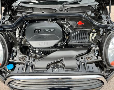 Mini Hatch COOPER 7