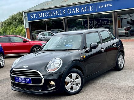 Mini Hatch COOPER