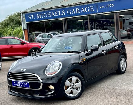 Mini Hatch COOPER 1