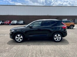 Volvo XC40 D3 MOMENTUM 11
