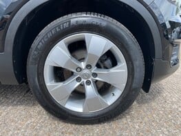Volvo XC40 D3 MOMENTUM 13
