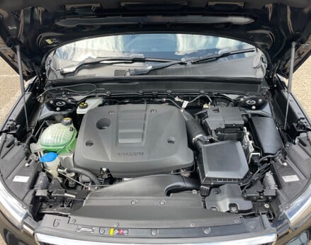 Volvo XC40 D3 MOMENTUM 7