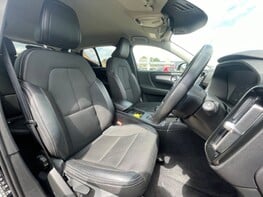 Volvo XC40 D3 MOMENTUM 61