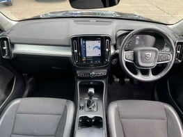 Volvo XC40 D3 MOMENTUM 2