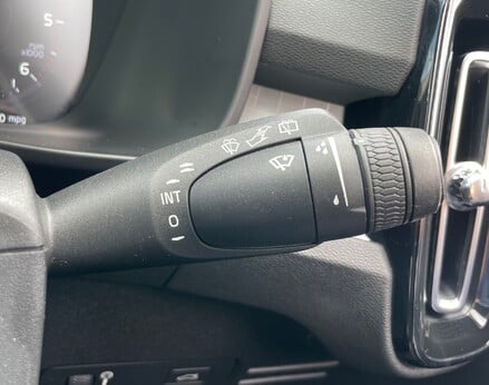 Volvo XC40 D3 MOMENTUM 57