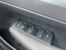 Volvo XC40 D3 MOMENTUM 59