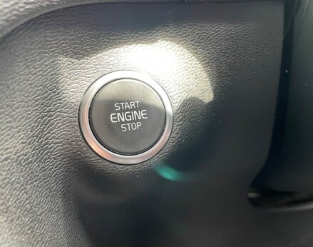 Volvo XC40 D3 MOMENTUM 53