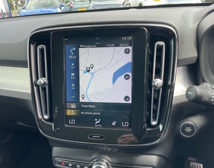 Volvo XC40 D3 MOMENTUM 31